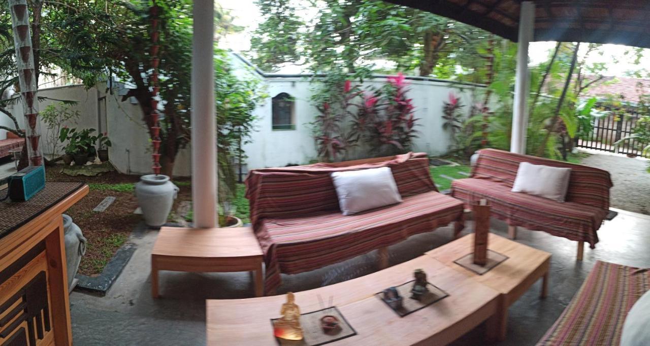 מיריסה Rituale Guest House - Surf & Yoga מראה חיצוני תמונה